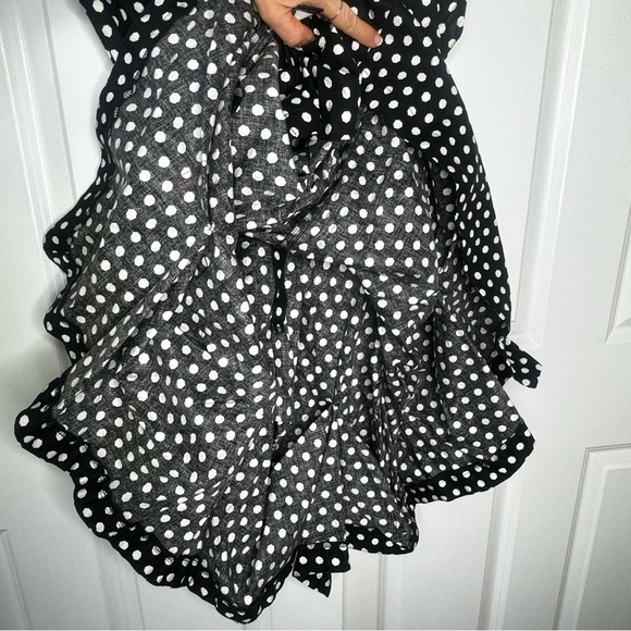 IZ Byer Black and White Polkadot Dress Size S with Cap Sleeves - Picture 6 of 12